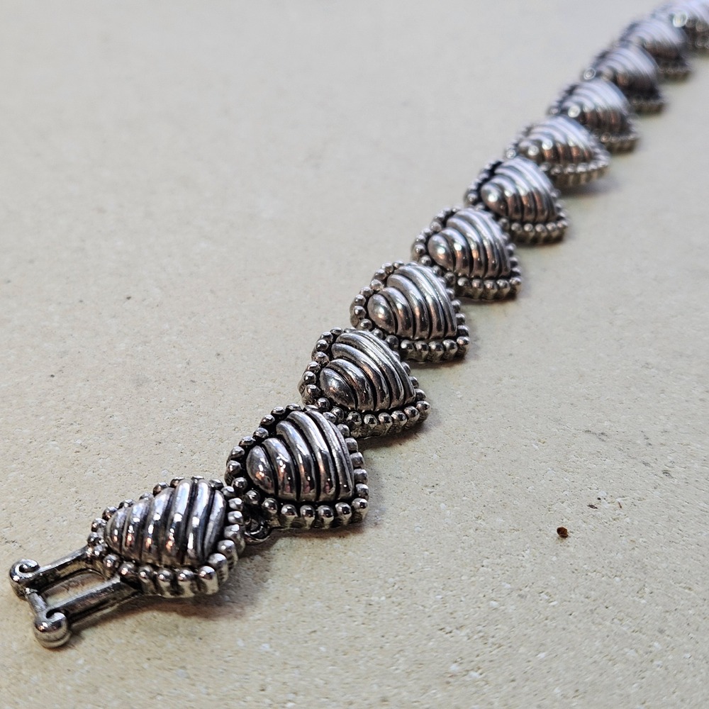 Vintage 90s Silver Tone Puffed Ribbed Heart Link Bracelet Jewelry Brighton - Picture 3 of 5